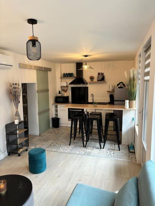 Jolis Logements Brivistes 6 Brive-la-Gaillarde Dış mekan fotoğraf